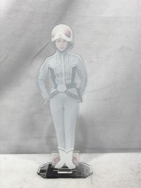 友里アンヌ隊員 台座付きアクリルフィギュア