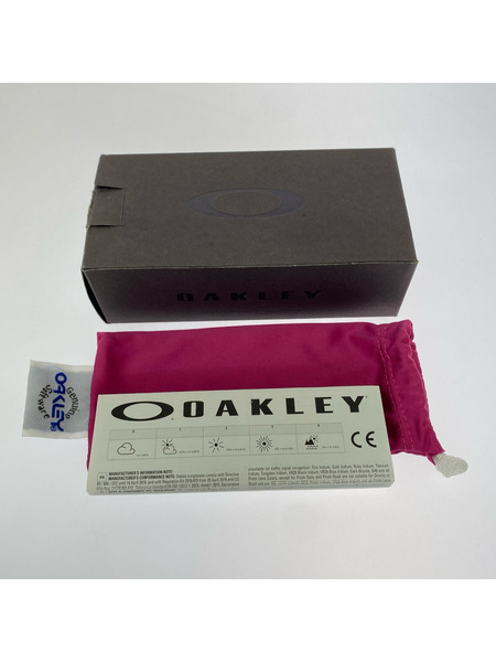 OAKLEY ソノ他 Frogskin 白