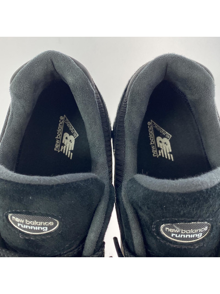 NEW BALANCE スニーカー M2002RXX