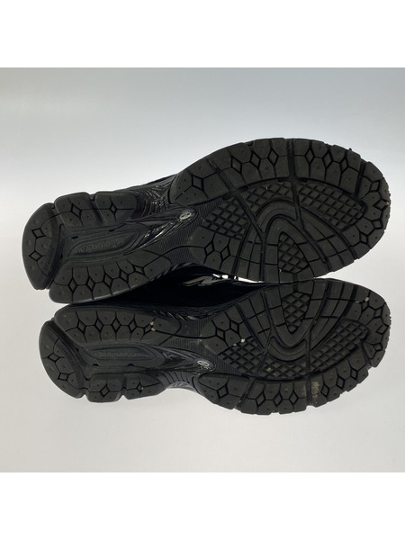 NEW BALANCE スニーカー M2002RXX