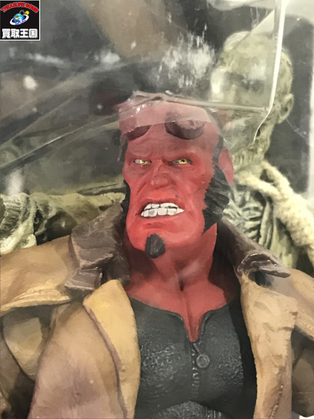 海外TOYその他 MEZCO HELLBOY 　ゾンビ　ﾌﾞﾘｽﾀｰ変形