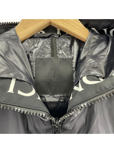 MONCLER BASSIAS GIUBBOTTO ロゴテープ ナイロン切替ジャケット 3 黒