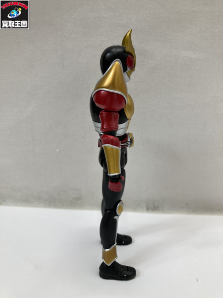 メーカー 仮面ライダーフィギュア 真骨彫製法 仮面ライダーアギト トリニティフォーム[値下]