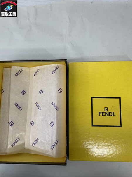小物 FENDI ズッカ柄 手帳ケース