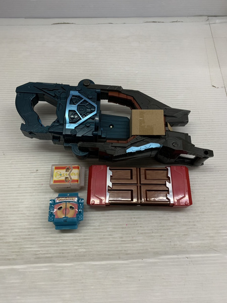 メーカー 仮面ライダー変身アイテム 仮面ライダーガヴ 仮面ライダーヴァレン完全なりきりセット