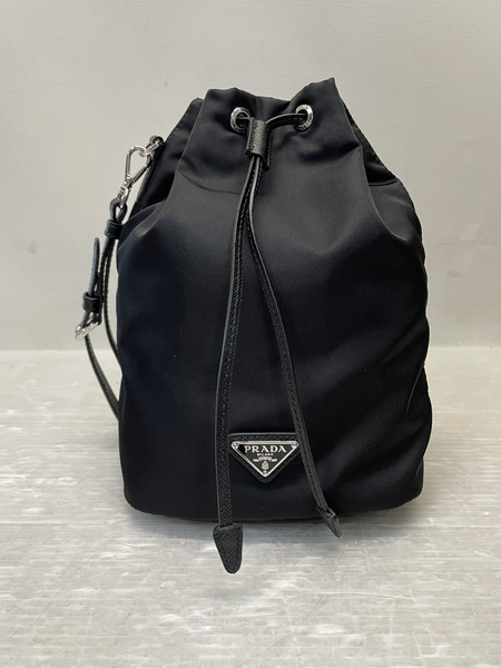 PRADA Re-Nylon 巾着ポーチ 黒