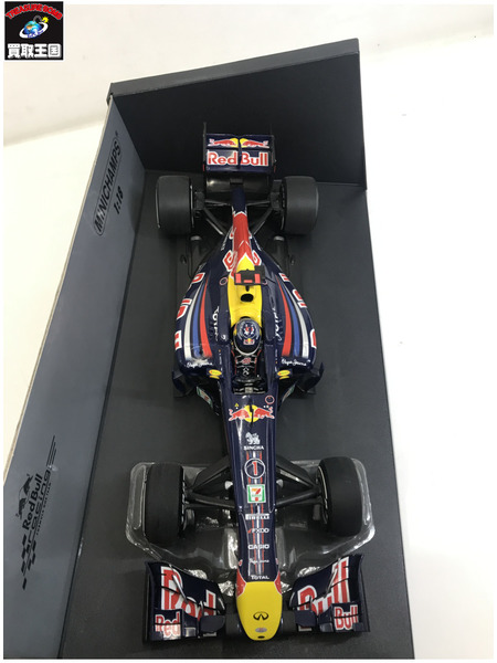1/18スケールカー RED BULL RACING RENAULT RB7 JP GP 2011