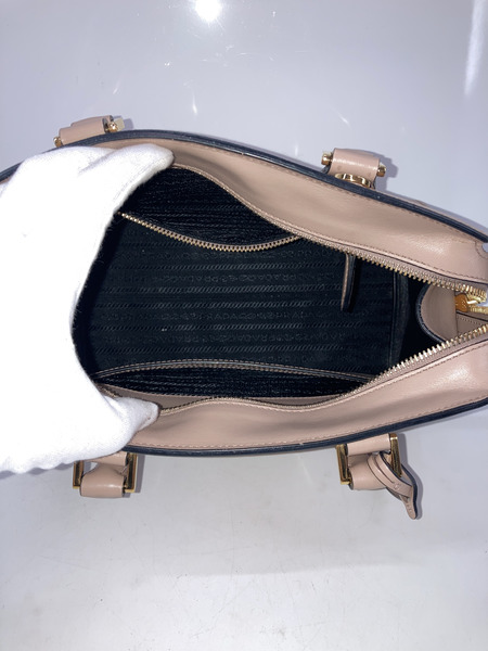 ハンドバッグ PRADA サフィアーノ BEG[値下]