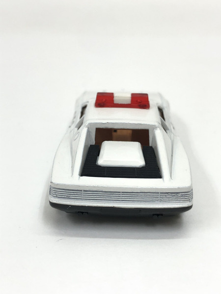 トミカ　フェラーリTESTAROSSA　警視庁