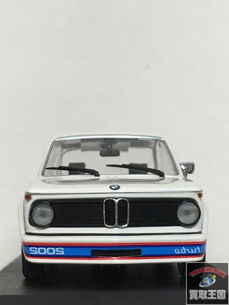 MINICHAMPS 1/43 BMW 2002 turbo クリーム