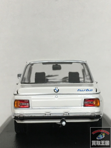 MINICHAMPS 1/43 BMW 2002 turbo クリーム