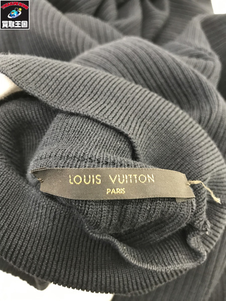 LV タートルネックニット　黒 (L)