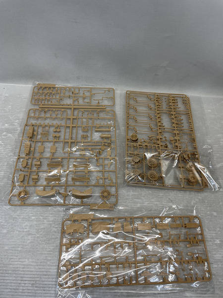 RFM  1/35 タイガーI 重戦車 極初期型 1943年前期 北アフリカ戦線