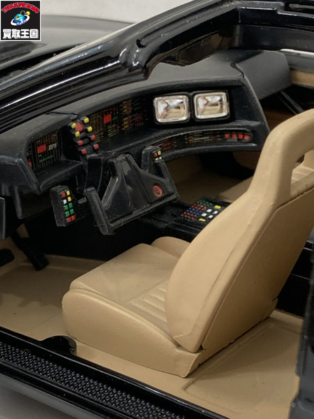 1/18スケールカー スカイネット ナイトライダー ナイト2000 K.I.T.T