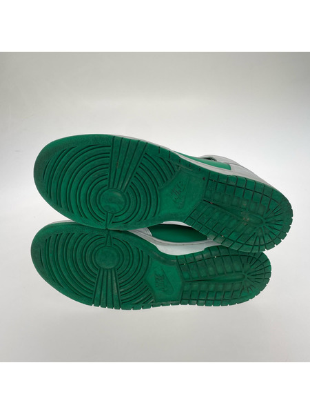 NIKE スニーカー
