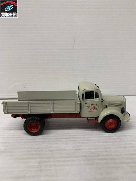 MINICHAMPS トラック グレー