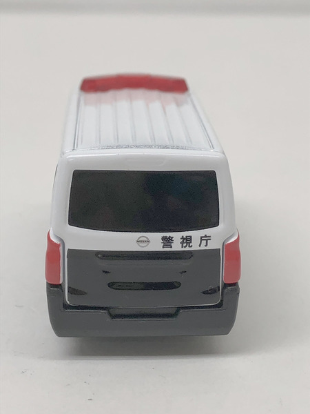 トミカ　NV350　パトロールカー　非売品 キャラバン
