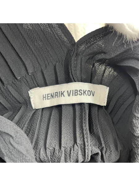 Henrik Vibskov プリーツブラウス S 黒
