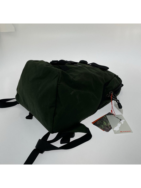 リュックサック・バックパック macpac カーキ 20.5L