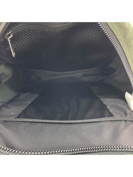 リュックサック・バックパック macpac カーキ 20.5L