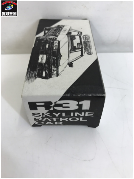 トミカ R31 スカイライン パトロールカー