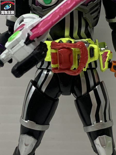 S.H.Figuarts 仮面ライダーゲンムアクションゲーマーレベル0