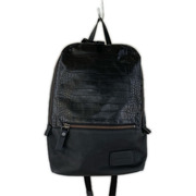 Calvin Klein リュックサック・バックパック クロコレザーリュックサック ブラック