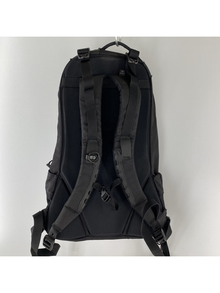 ARC'TERYX リュックサック・バックパック BLK