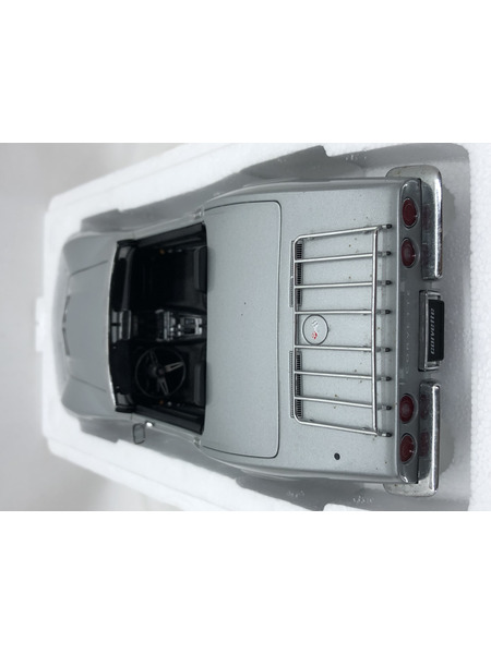 AUTOart　1/18　CHEVROLET CORVETTE 1969