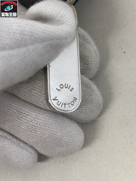 長財布 LV エピ ジッピーウォレット 黒