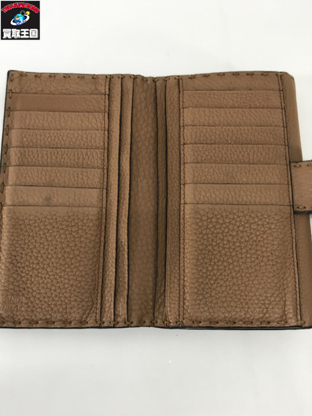 FENDI 長財布 セレリア ピーカブー