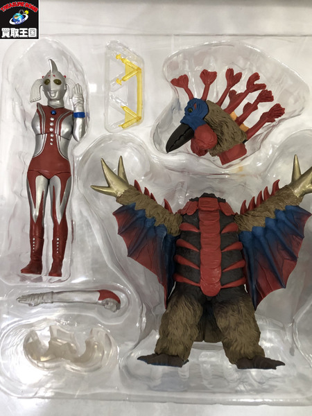 抽選販売】アルティメットルミナス ウルトラの母 愛の奇跡！セット | ウルトラマンシリーズ フィギュア・プラモデル・プラキット | アニメグッズ  ・おもちゃならプレミアムバンダイ｜バンダイナムコグループの公式通販サイト