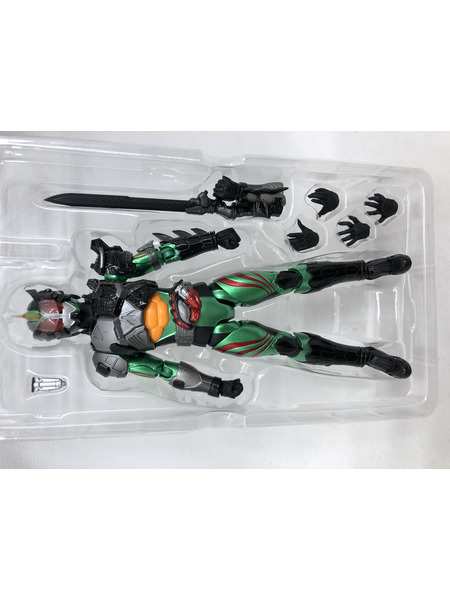 ★S.H.フィギュアーツ 仮面ライダーアマゾンズ ニューオメガ