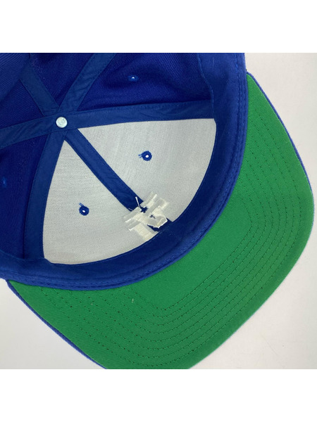 キャップ LA 反転 青