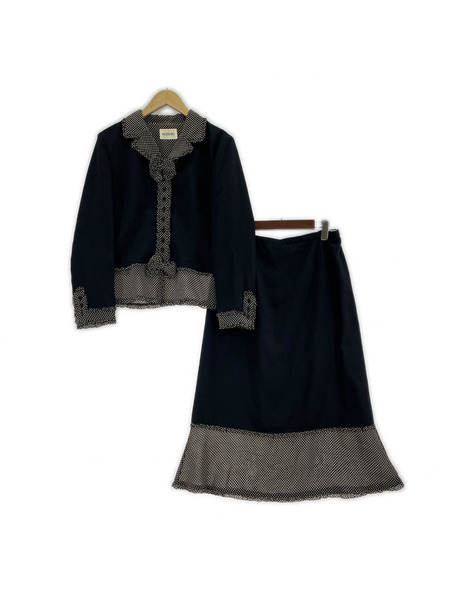 INGEBORG セットアップ ドット柄フリルセットアップ