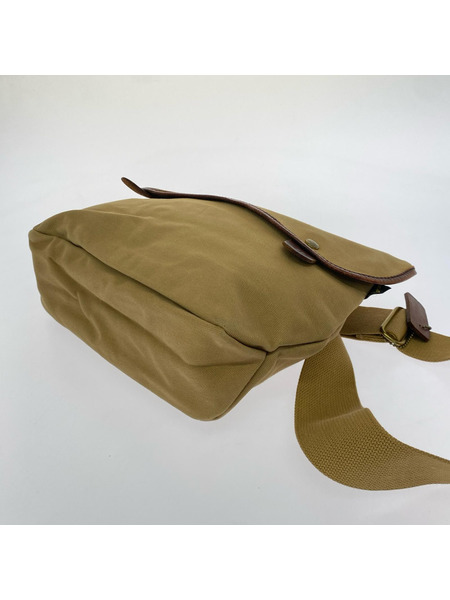 BRADY ショルダーバッグ STOUR