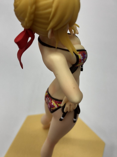 Fate BEACH QUEENS Fate　セイバー　WAVE　フィギュア