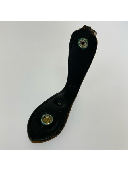 ALZUNI コンチョ レザーキーホルダー 黒