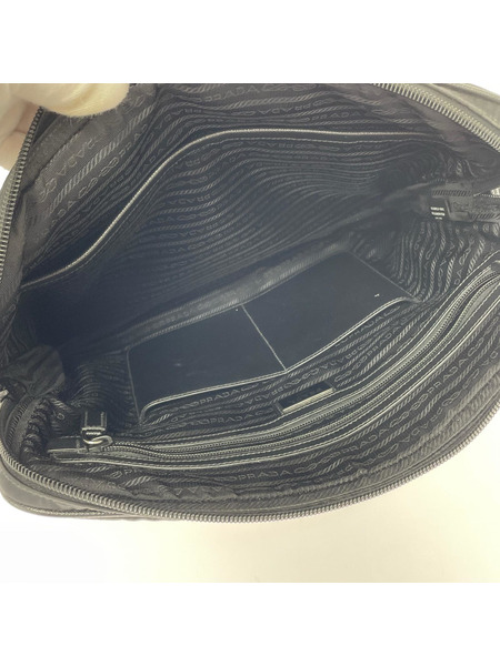 ショルダーバッグ Re-Nylon × サフィアーノレザー ブリーフケース