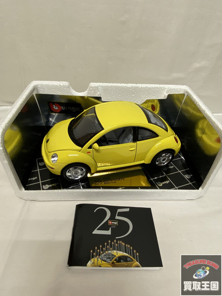 brago 1/18 VOLKSWAGEN NEW BEETLE 1998