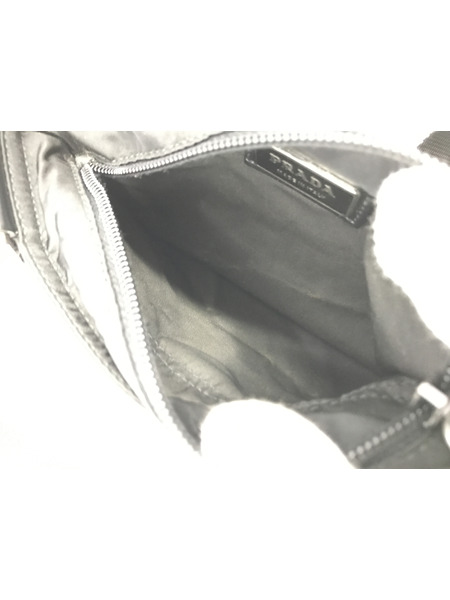 ショルダーバッグ PRADA 三角ロゴ ナイロン ショルダーバッグ