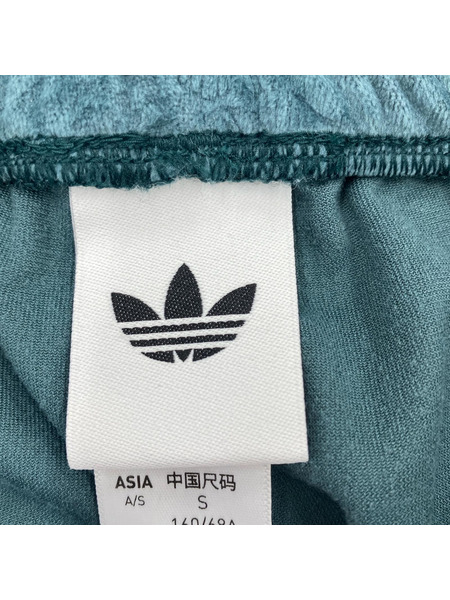 adidas originals パンツ リバティ・ロンドン エンボス加工ベルベット トラックパンツ