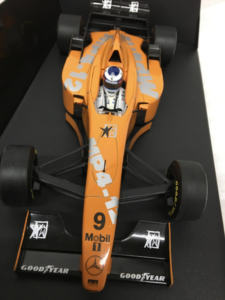 1/18スケールカー MINICHAMPS 1/18 McLaren MP4/12