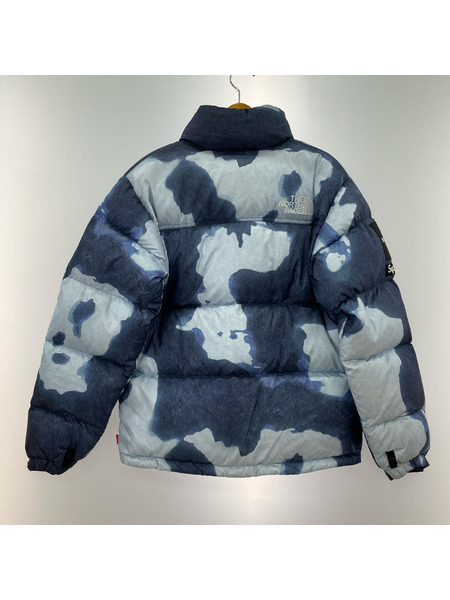 Supreme ダウンジャケット THE NORTH FACE BLEACHED DENIM NUPTSE