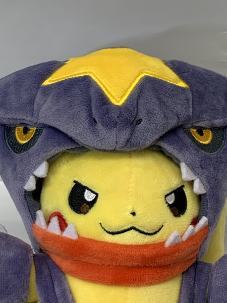 ポケモン ガブリアスマニアなピカチュウ ぬいぐるみ 本体のみ ポケットモンスター Pokémon かいじゅうマニアなピカチュウ ポケモンセンター限定