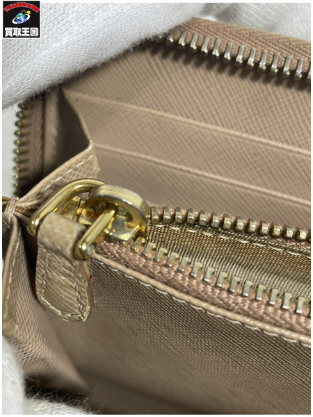 PRADA　長財布[値下]