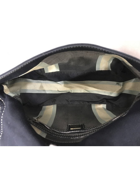  FENDI ネイビーマンマ ショルダーバッグ