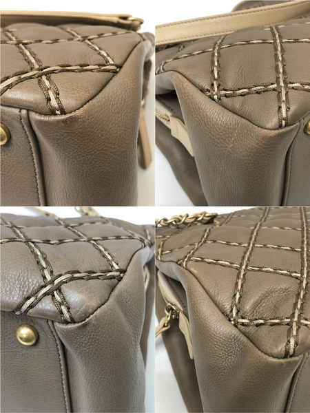 CHANEL　ステッチ　チェーントート　グレージュ