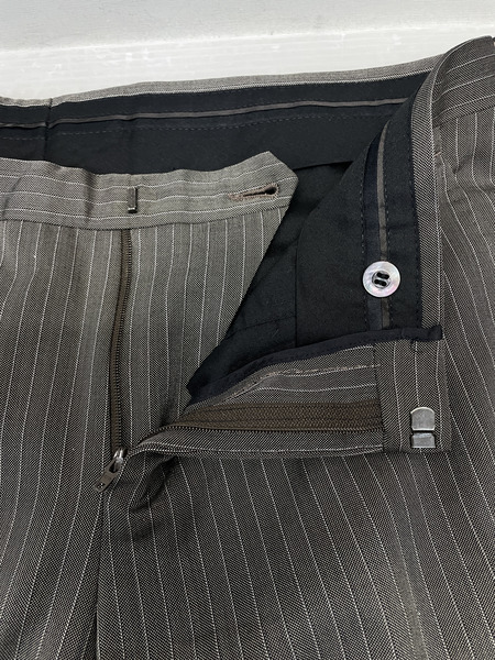 GUCCI ストライプセットアップスーツ グレー