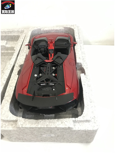 1/18スケールカー ランボルギーニ アヴェンタドール J(メタリックレッド)
